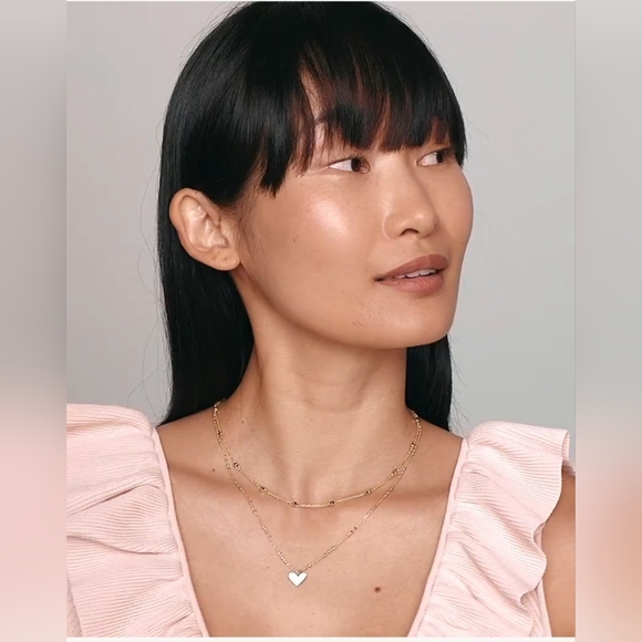 Kendra Scott Gold Heart Necklace - Picture 10 of 11